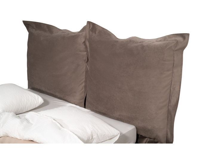 dee-sleeping-bed-paris-mousse-3-1_1636012208_1782895934-4b70ec4b3dd0a82a71ea8b8fa78986ab.jpg