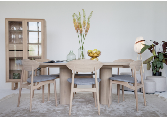 lola-table_white-oiled-karla-chair_white-oiled-woodcraft-vitrine_white-oiled-4_1695896281-992ccb84c7b966135fbe19fe85c54354.jpg