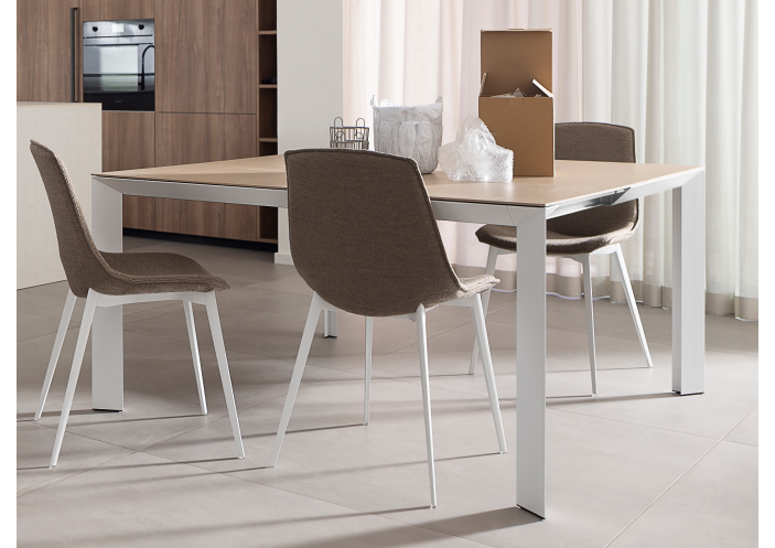 pointhouse-diamante-stalas-ease-baldai-5_1791813949-a7275f91c3a5a04c564e88c405ee2e61.jpg