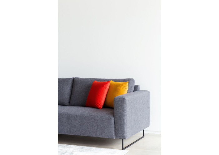 rein-open-corner-with-3-seater-amsterdam-44-steel-interior-15_1638457618-16322beb4e1c8cdbf6f2e85e17f98de6.jpg